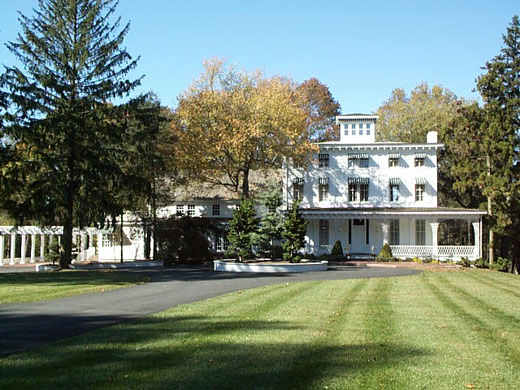 WilsonAlexander_House_front1_Peg.jpg (35133 bytes)