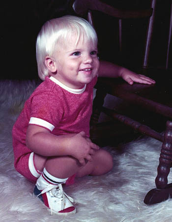 StonesiferKris_13Months.jpg (31286 bytes)