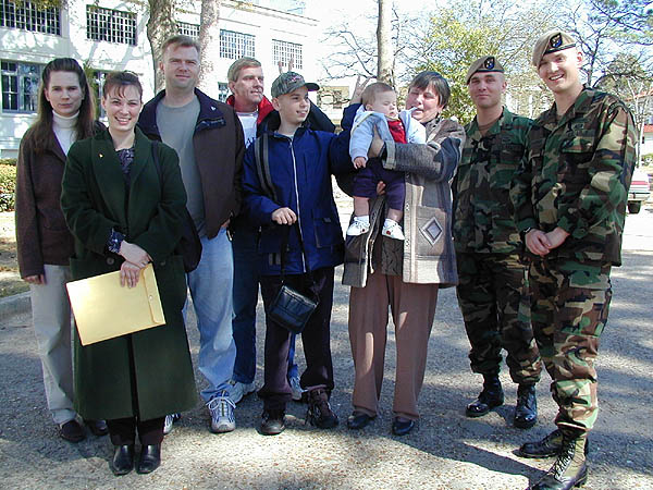 GroupAtInfantryMuseum_Dedication0202.jpg (100259 bytes)