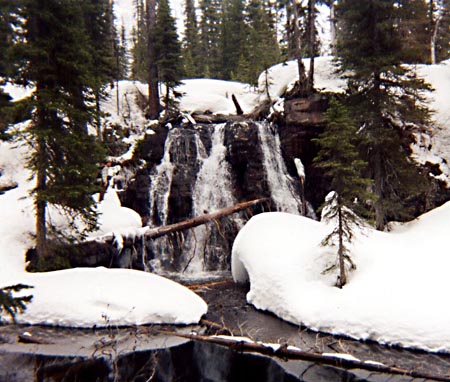 MontanaWinter005.jpg (61873 bytes)