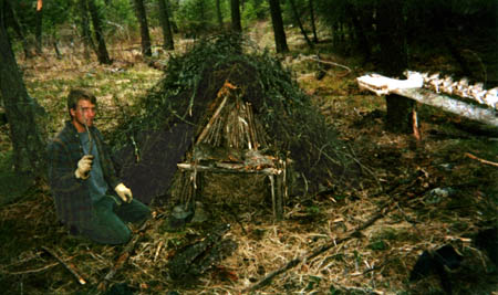 StonesiferKris_DebrisHut2_450.jpg (42456 bytes)