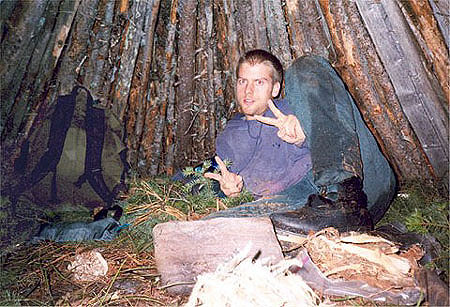 StonesiferKris_DebrisInterior.jpg (71260 bytes)