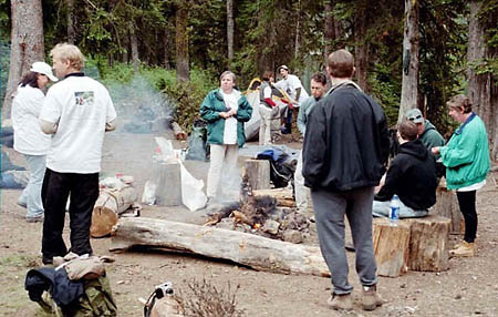 UHL-LunchCampfire.JPG (50405 bytes)