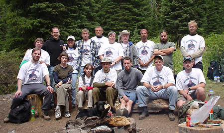 UHL-LunchGroup.JPG (52038 bytes)