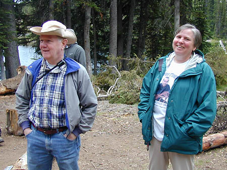 UHL-LunchH&R.JPG (61268 bytes)