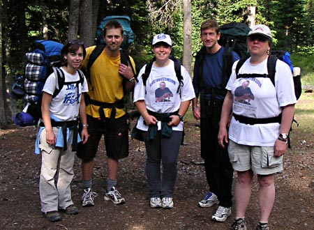 PICT0148HeadingDownTrail02.JPG (88782 bytes)