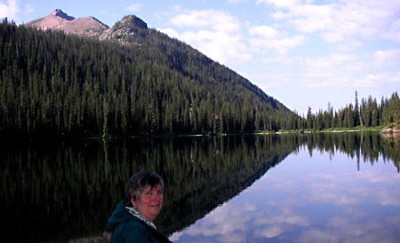 PICT0090KrisPoint03.JPG (43316 bytes)